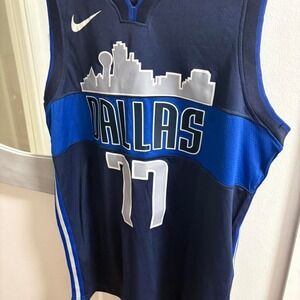 Nike Luka Doncic Dallas Mavericks City Edition Jersey Navy Blue Mens Size 40 S